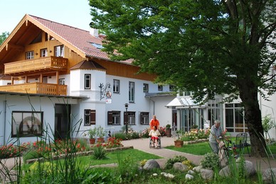 Haus Am Steinbach - Humanufactus Sozialeinrichtungen GmbH