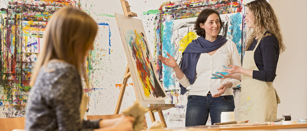 2-schoen-klinik-psychosomatik-kunsttherapie_slider_16