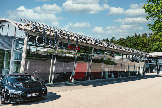 2022-audi-autohaus-bilder-autohaeuser-edited-15_slider_12