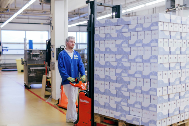 ausbildungswelt-bei-alpenhain-produktion-und-verpackung_slider_13