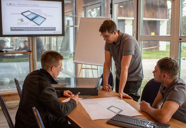 besprechung4_slider_14
