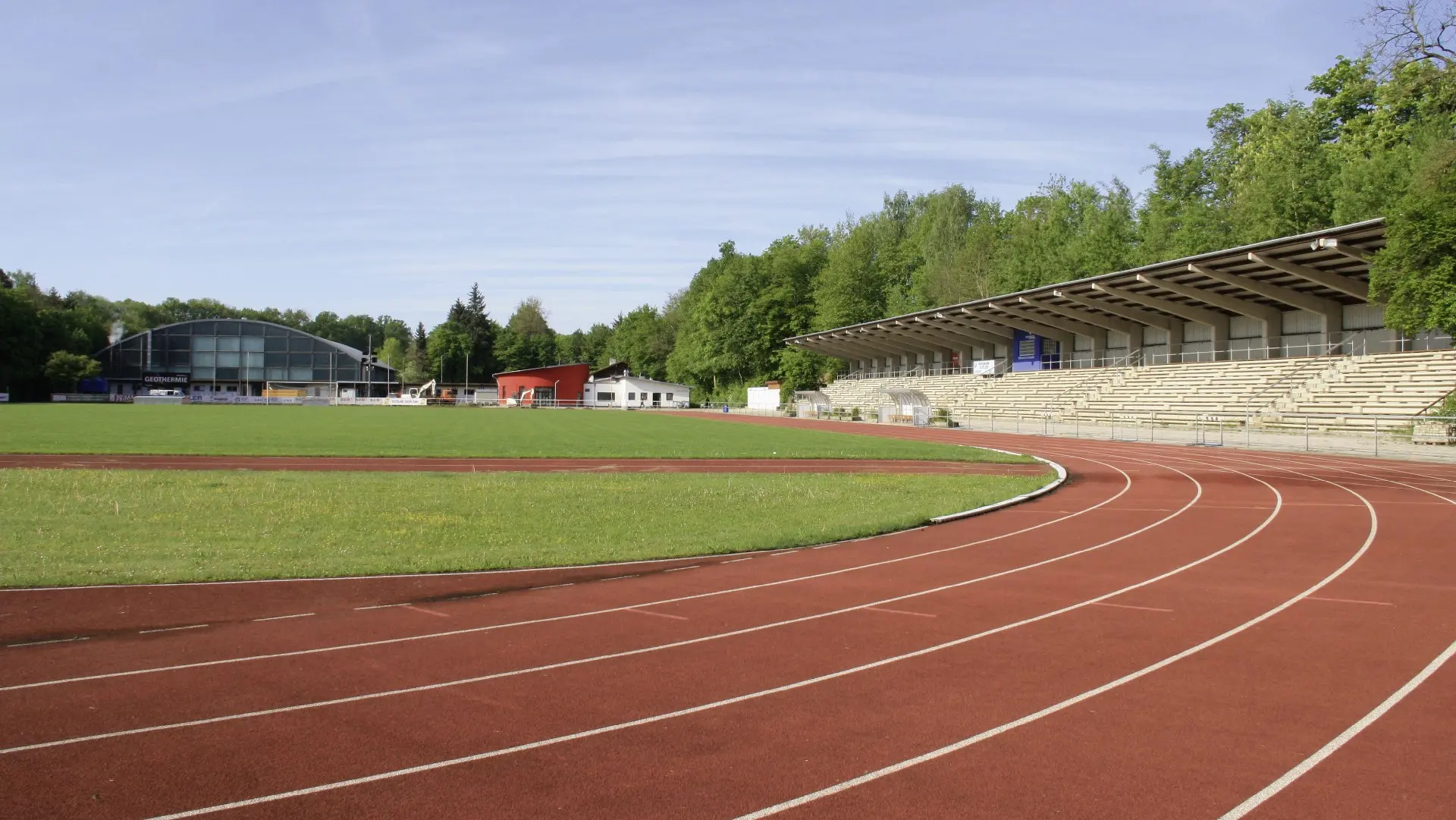 jahnstadion-web_11