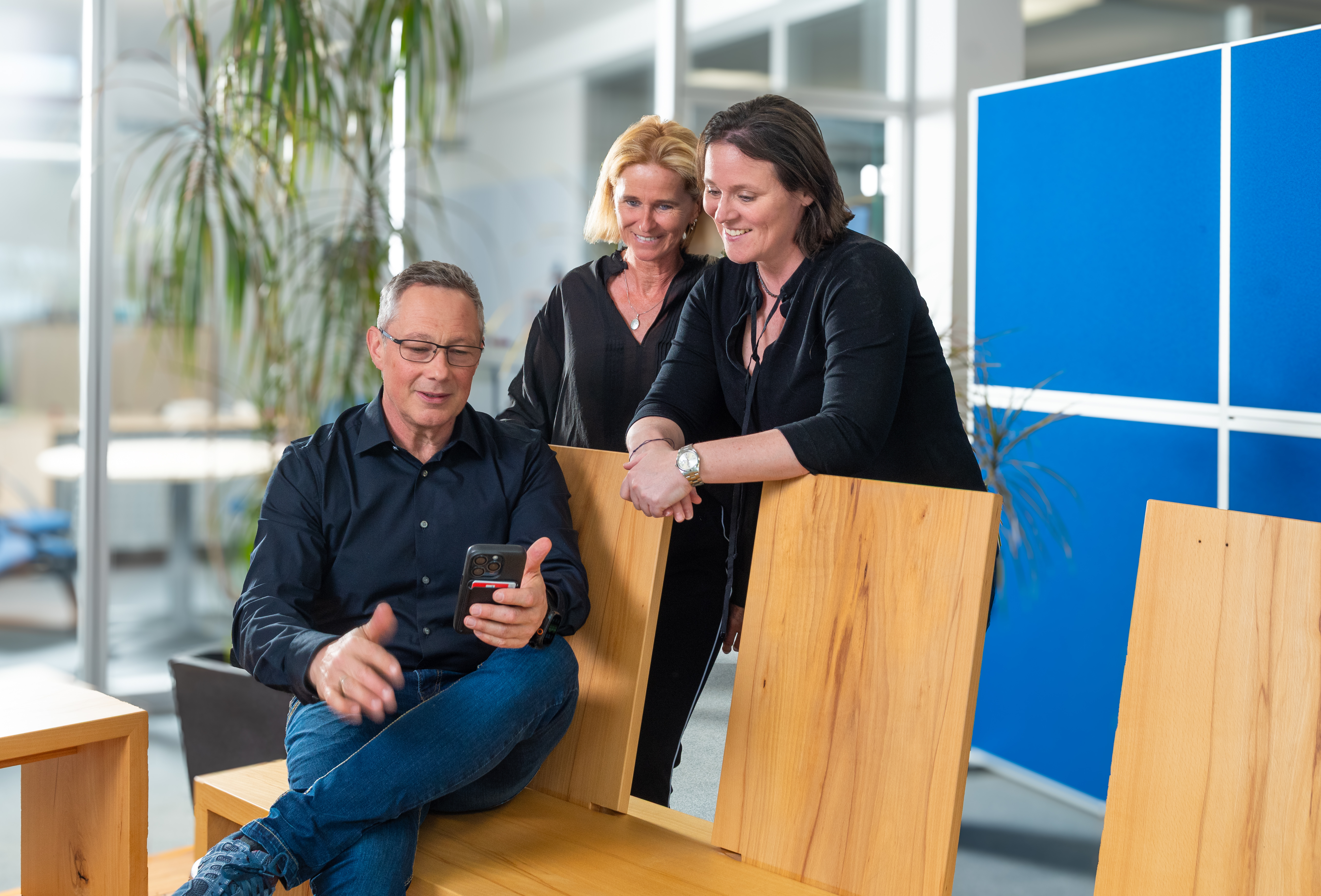 officeteam_0654