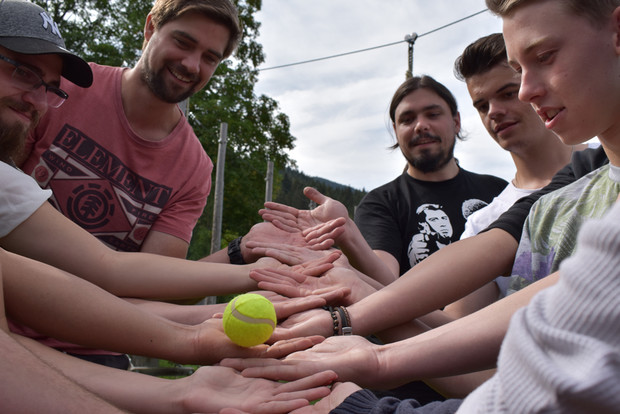outdoortraining-2018-414_slider_14